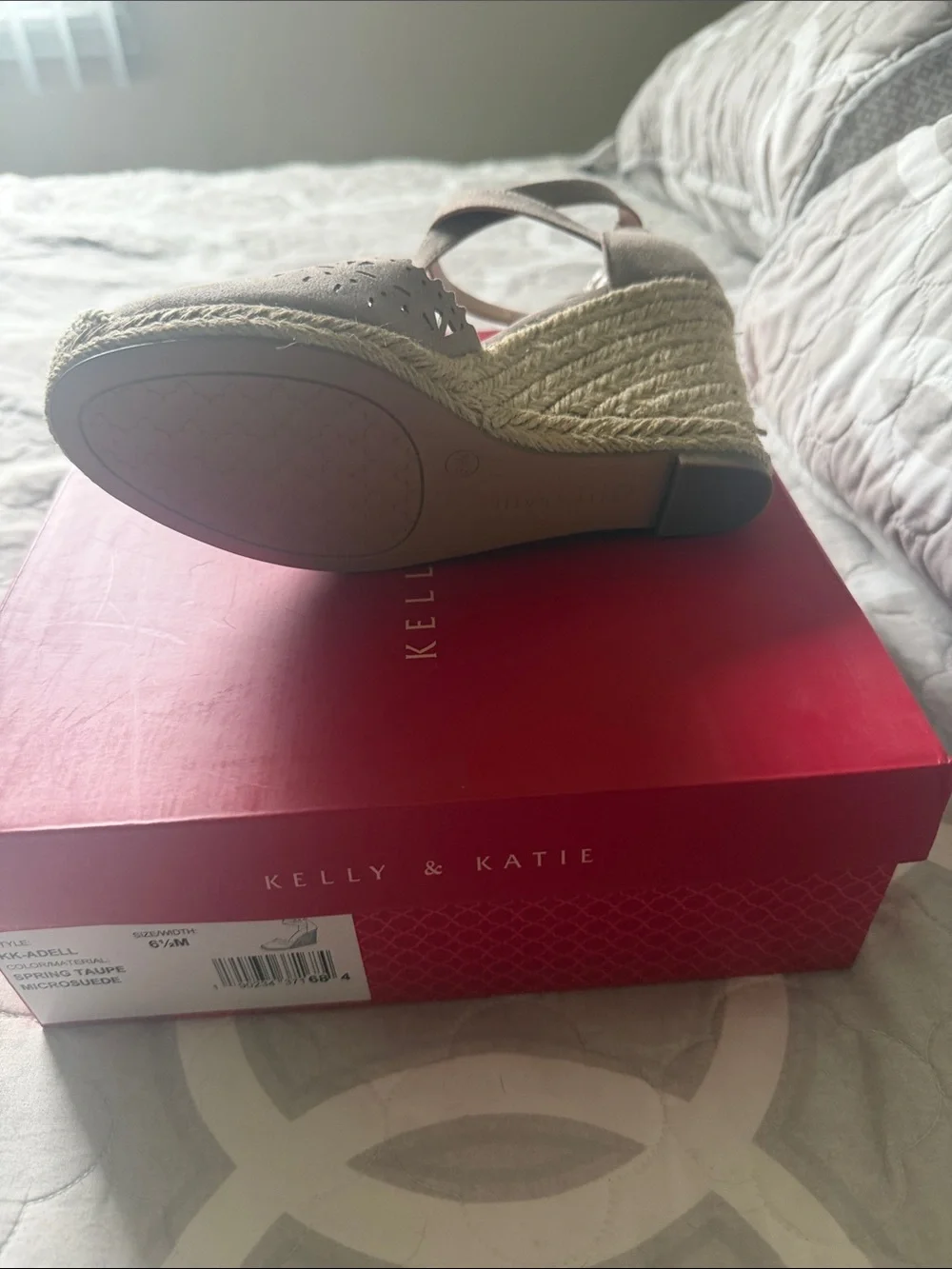 Kelly & Katie suede upper